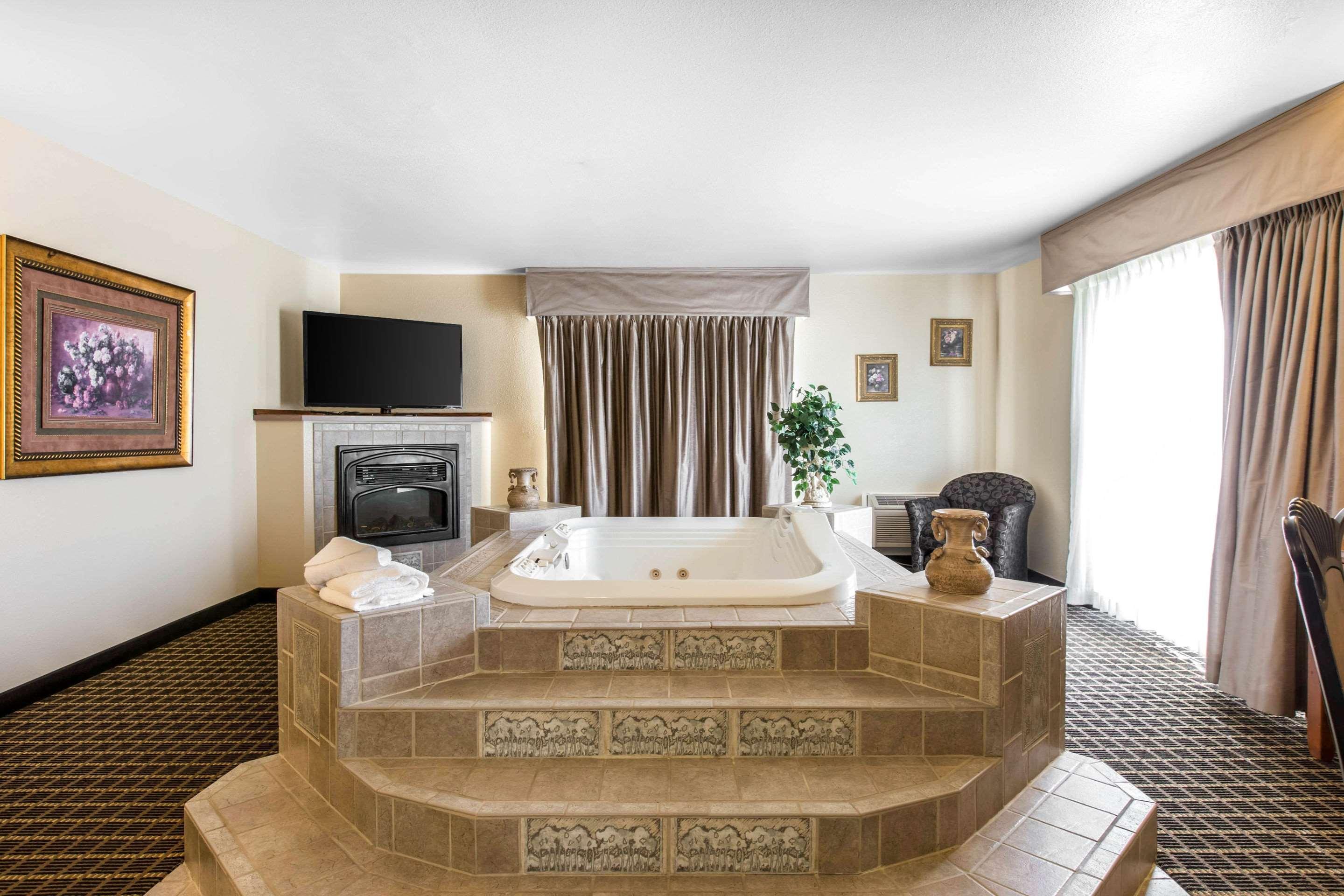Quality Inn And Suites Silverthorne - Copper Mountain Exteriör bild