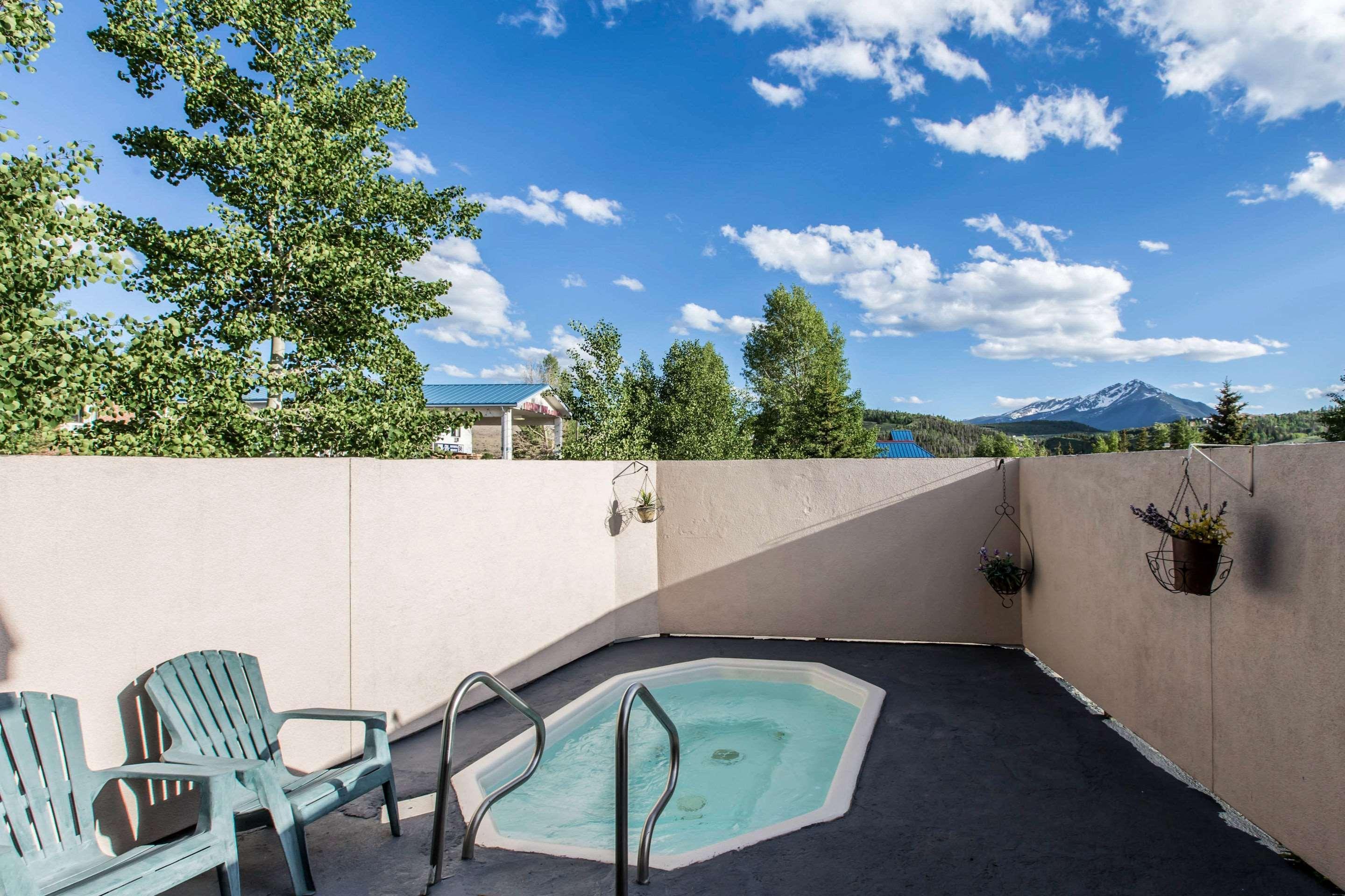 Quality Inn And Suites Silverthorne - Copper Mountain Exteriör bild